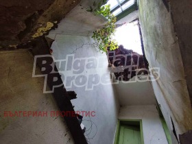 Продава КЪЩА | Imot.bg — малка снимка 9