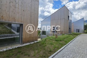 Обява Продава КЪЩА,град София, с. Бистрица