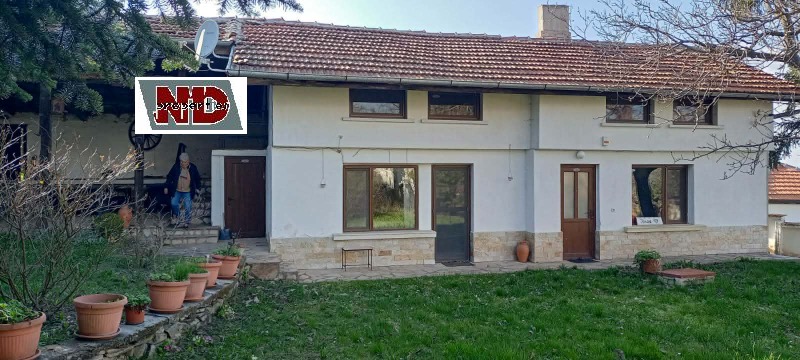 Продава КЪЩА, област София, с. Поповци • 199000 € / 389210.17 лв. • 35656172 1 — Holmes.bg Продава КЪЩА, област София, с. Поповци • 199000 € / 389210.17 лв. • 35656172 1