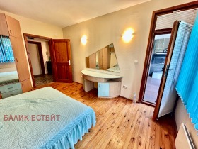 Обява Продава 3-СТАЕН,град Добрич, Добротица - Албенска