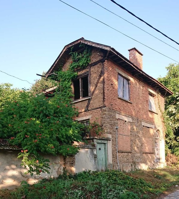 Продава  Къща, област Габрово, с. Велковци • 23 500 EUR • ID 92303432 — holmes.bg - [1] 