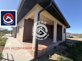 Продава Къща, с. Оризари