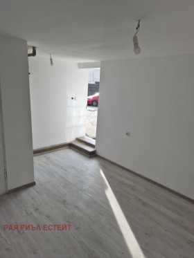 Снимка Продава ОФИС