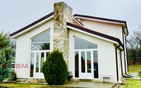 Продава Къща, с. Златосел