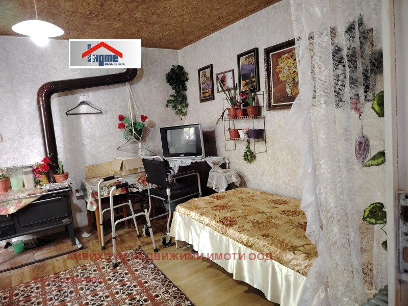 Продава КЪЩА, област Плевен, гр. Тръстеник • 42000 € • 74009396 1 — Holmes.bg Продава КЪЩА, област Плевен, гр. Тръстеник • 42000 € • 74009396 1