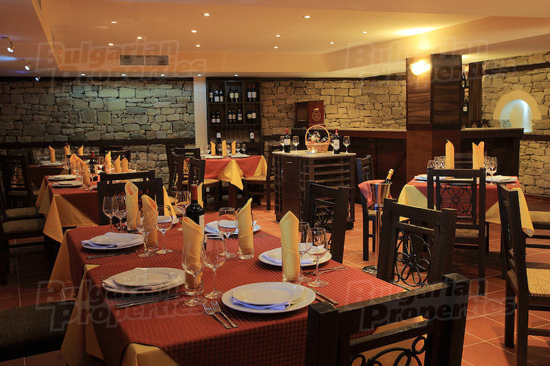 Продава ЗАВЕДЕНИЕ, град Русе, Широк център • 60000 € / 117349.80 лв. • 99064502 1 — Holmes.bg Продава ЗАВЕДЕНИЕ, град Русе, Широк център • 60000 € / 117349.80 лв. • 99064502 1