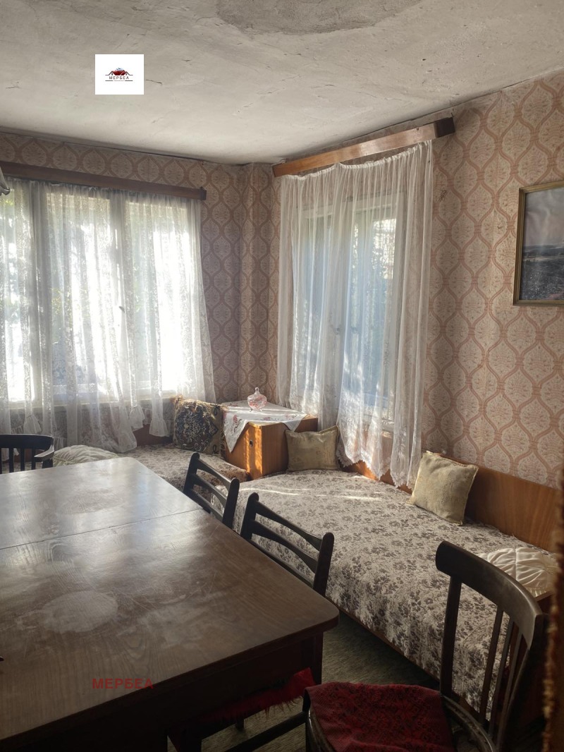Продава КЪЩА, област Перник, с. Студена • 89500 € • 40218360 1 — Holmes.bg Продава КЪЩА, област Перник, с. Студена • 89500 € • 40218360 1