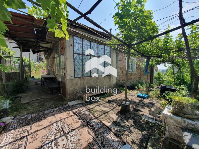 Продава КЪЩА, област Пловдив, с. Руен • 59999 € / 117347.84 лв. • 68163837 1 — Holmes.bg Продава КЪЩА, област Пловдив, с. Руен • 59999 € / 117347.84 лв. • 68163837 1