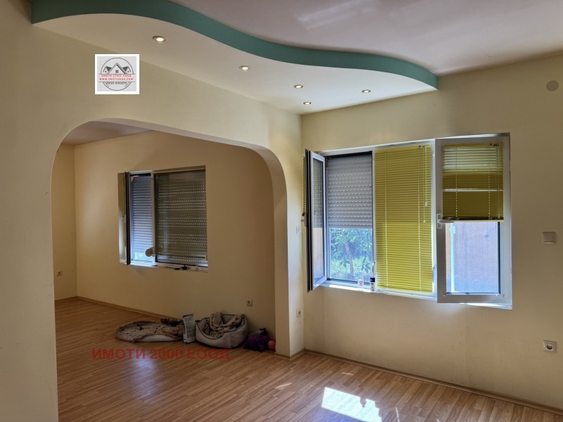 Продава КЪЩА, област Стара Загора, с. Ягода • 125000 € / 244478.75 лв. • 11091748 1 — Holmes.bg Продава КЪЩА, област Стара Загора, с. Ягода • 125000 € / 244478.75 лв. • 11091748 1