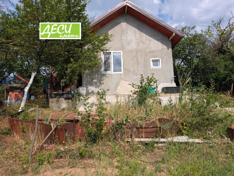 Продава ВИЛА, град Русе, в.з. Касева Чешма • 35000 € / 68454.05 лв. • 56251772 1 — Holmes.bg Продава ВИЛА, град Русе, в.з. Касева Чешма • 35000 € / 68454.05 лв. • 56251772 1