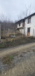 Продава КЪЩА, гр. Варна, м-т Пчелина, снимка 1 — Bazar.bg Продава КЪЩА, гр. Варна, м-т Пчелина, снимка 1