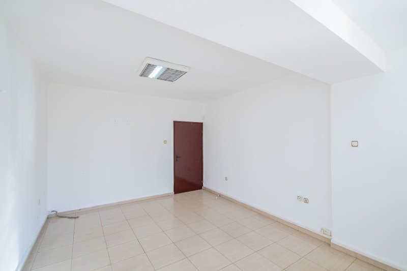 Продава 3-СТАЕН, град София, Център • 308000 € • 11207177 1 — Holmes.bg Продава 3-СТАЕН, град София, Център • 308000 € • 11207177 1