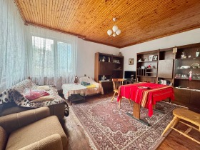 Обява Продава КЪЩА,град София, гр. Банкя>