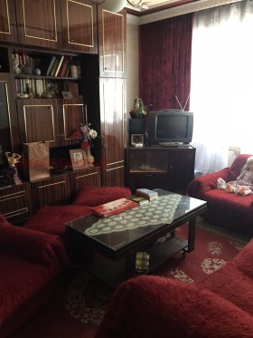 3-СТАЕН, 70 m2 - Holmes.bg 3-СТАЕН, 70 m2