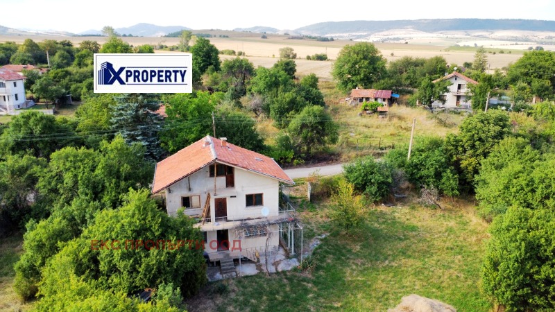 Продава КЪЩА, област Перник, с. Режанци • 79500 € • 26704613 1 — Holmes.bg Продава КЪЩА, област Перник, с. Режанци • 79500 € • 26704613 1