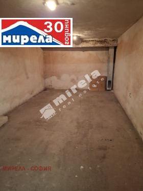 ГАРАЖ, ПАРКОМЯСТО, 22 m2 - Holmes.bg ГАРАЖ, ПАРКОМЯСТО, 22 m2