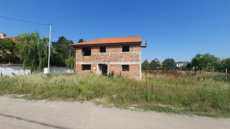 Продава  Къща, област Пловдив, с. Радиново • 80 000 EUR • ID 28575735 — holmes.bg - [1] 