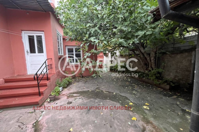 Продава КЪЩА, град Сливен, Клуцохор • 250000 лв. / 127822.97 € • 13269625 1 — Holmes.bg Продава КЪЩА, град Сливен, Клуцохор • 250000 лв. / 127822.97 € • 13269625 1