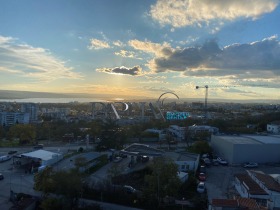 Обява Продава 3-СТАЕН,град Варна, Цветен квартал