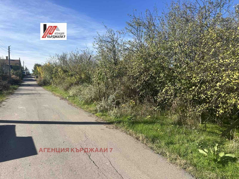 Продава ПАРЦЕЛ, област Кърджали, с. Пчеларово • 25000 € / 48895.75 лв. • 55635299 1 — Holmes.bg Продава ПАРЦЕЛ, област Кърджали, с. Пчеларово • 25000 € / 48895.75 лв. • 55635299 1