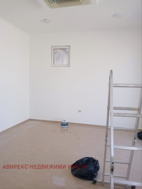 МАГАЗИН, 31 m2 - Holmes.bg МАГАЗИН, 31 m2
