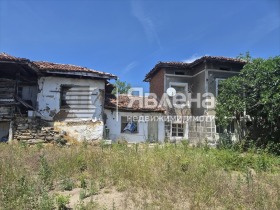 Продава Къща, с. Церово