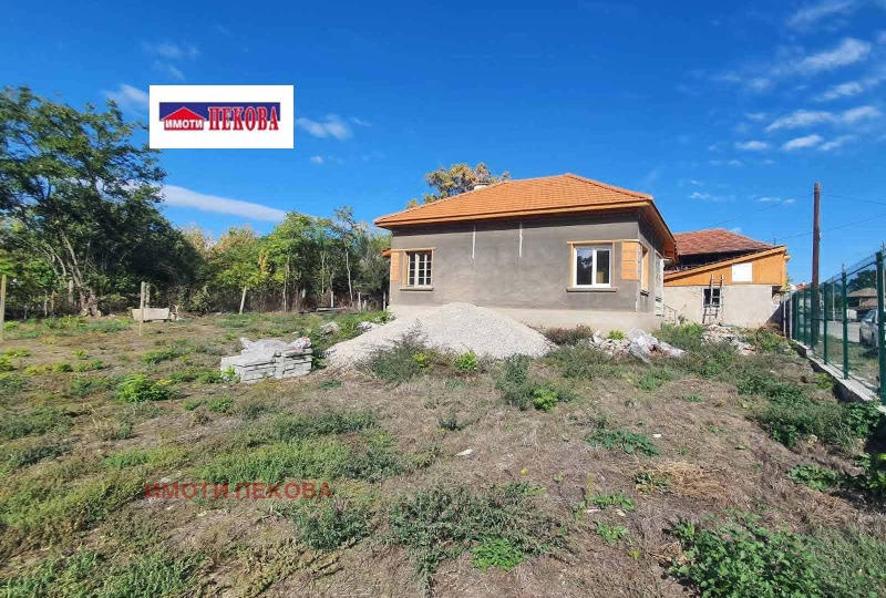 Продава КЪЩА, област Видин, гр. Брегово • 31000 € / 60630.73 лв. • 89140426 1 — Holmes.bg Продава КЪЩА, област Видин, гр. Брегово • 31000 € / 60630.73 лв. • 89140426 1