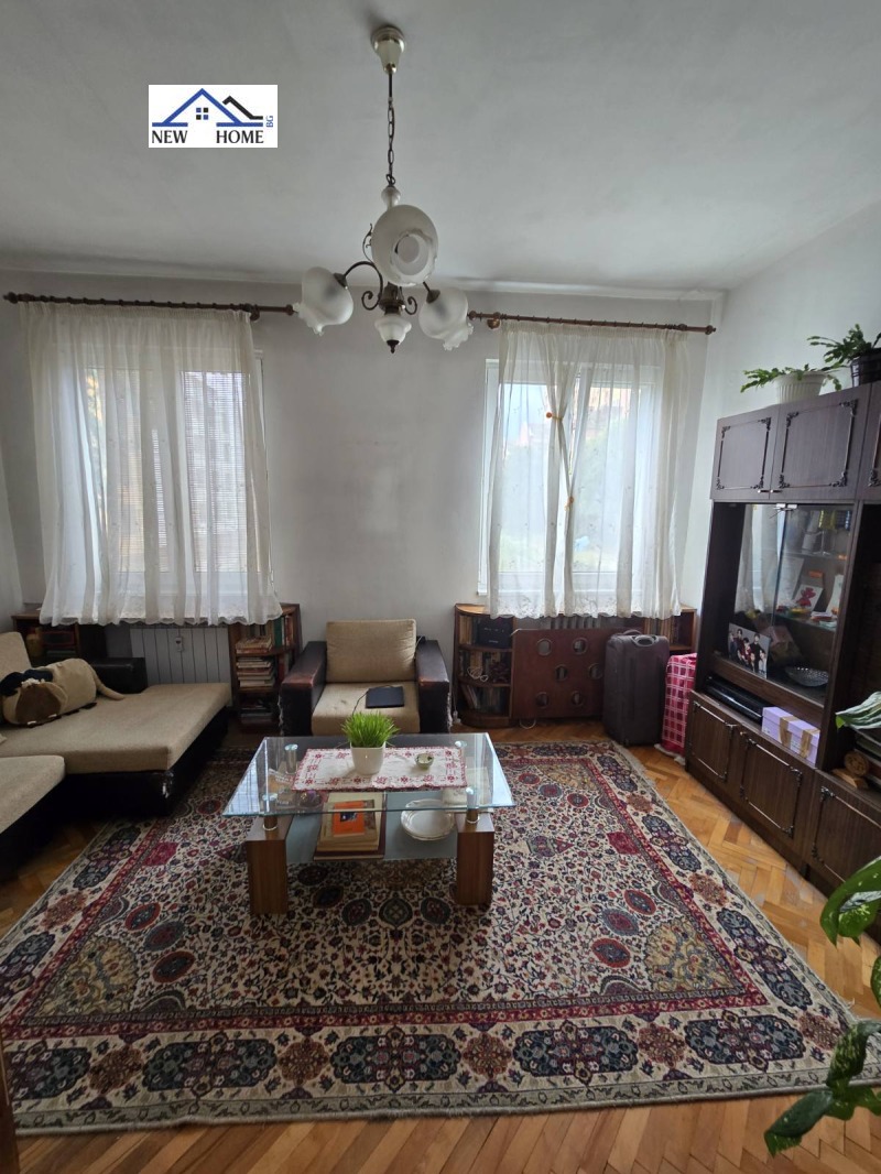 Продава 2-СТАЕН, град София, Център • 280000 € / 547632.40 лв. • 97016864 1 — Holmes.bg Продава 2-СТАЕН, град София, Център • 280000 € / 547632.40 лв. • 97016864 1