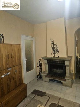 Обява Продава 3-СТАЕН,град Пловдив, Южен