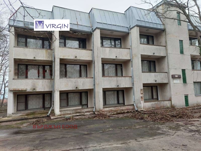 Продава  Хотел, град Варна, м-т Ален мак •  430 000 EUR • ID 30562764 — holmes.bg - [1] 