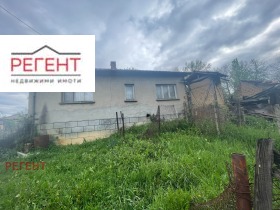 Продажба на къщи в град Габрово - изображение 1 
