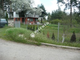 Продажба на имоти в м-т Мечката, област София - изображение 1 