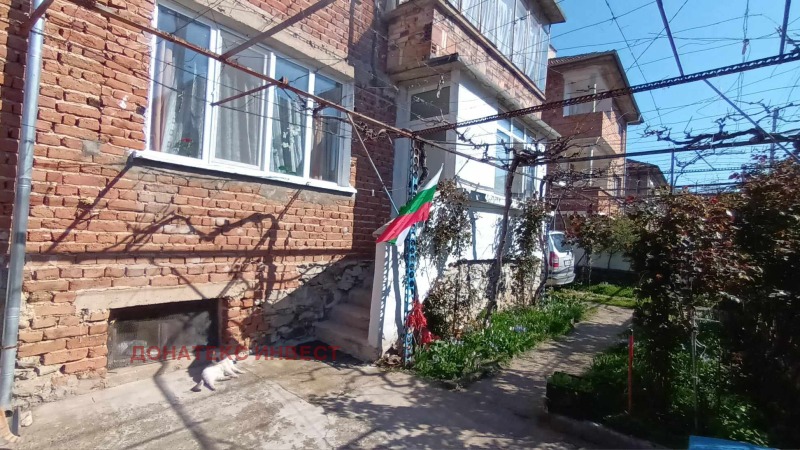 Продава  Етаж от къща област Пловдив , гр. Карлово , 80 кв.м | 14827545