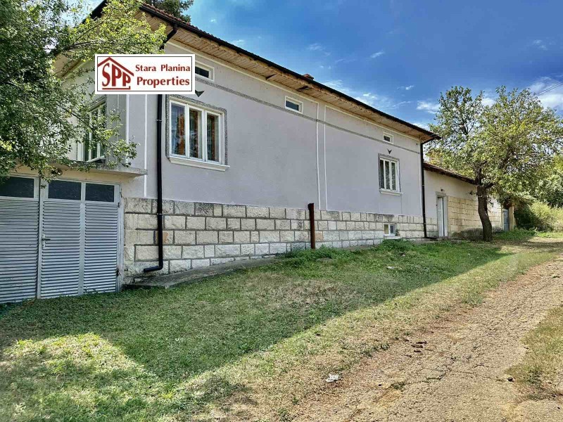 Продава  Къща, област Русе, с. Острица • 40 000 EUR • ID 49364599 — holmes.bg - [1] 