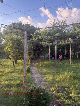 Продава Къща, с. Горна Гращица