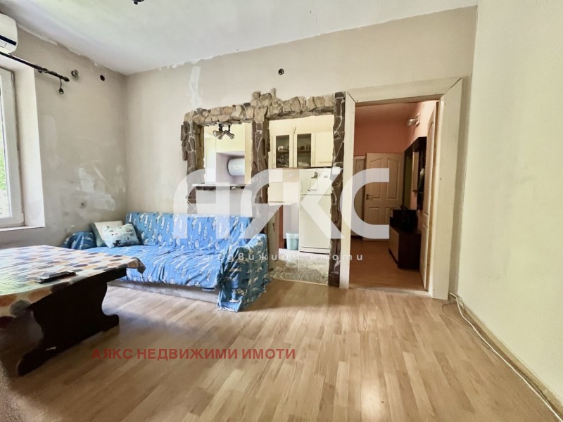 Продава 2-СТАЕН, град София, Красна поляна 1 • 92000 € • 33003863 1 — Holmes.bg Продава 2-СТАЕН, град София, Красна поляна 1 • 92000 € • 33003863 1