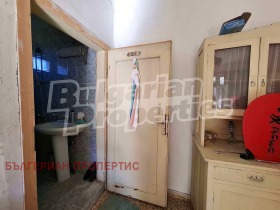 Продава КЪЩА | Imot.bg — малка снимка 9