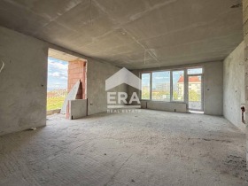 4-СТАЕН, 131 m2 - Holmes.bg 4-СТАЕН, 131 m2