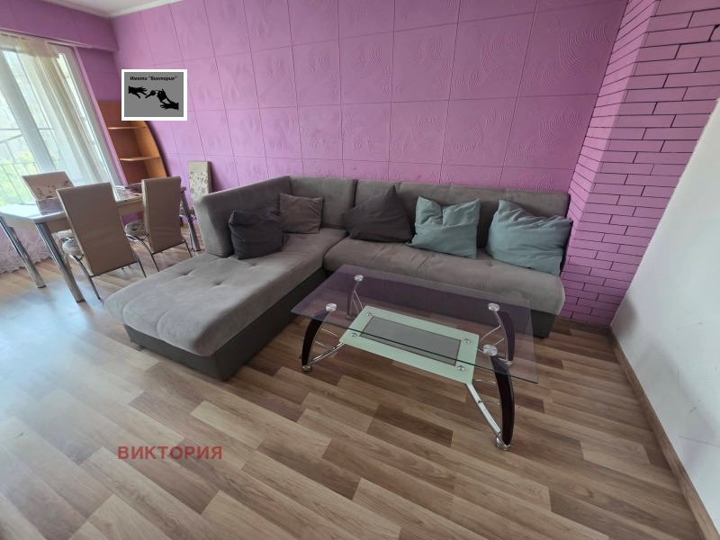 Продава 3-СТАЕН, град Пазарджик, Устрем • 80000 € / 156466.40 лв. • 41431579 1 — Holmes.bg Продава 3-СТАЕН, град Пазарджик, Устрем • 80000 € / 156466.40 лв. • 41431579 1