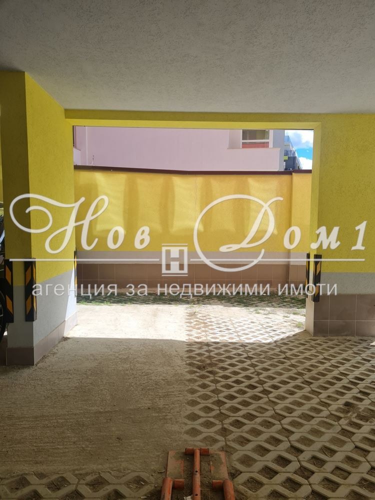 Продава ГАРАЖ, ПАРКОМЯСТО, град Варна, Левски 1 • 25000 € / 48895.75 лв. • 99054757 1 — Holmes.bg Продава ГАРАЖ, ПАРКОМЯСТО, град Варна, Левски 1 • 25000 € / 48895.75 лв. • 99054757 1