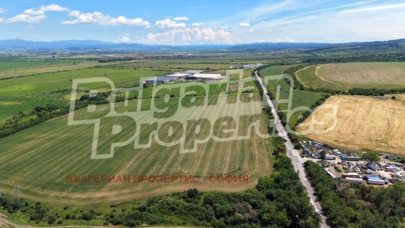 Продава ПАРЦЕЛ, град София, с. Лозен • 709536 € • 13174210 1 — Holmes.bg Продава ПАРЦЕЛ, град София, с. Лозен • 709536 € • 13174210 1