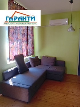 Обява Продава ЕТАЖ ОТ КЪЩА,град Пловдив, Център>
