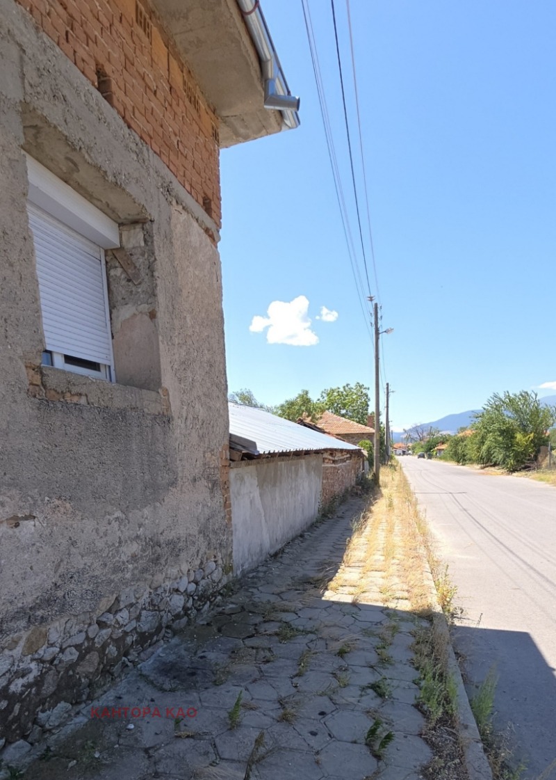 Продава КЪЩА, област Пловдив, гр. Карлово • 73000 € • 51245140 1 — Holmes.bg Продава КЪЩА, област Пловдив, гр. Карлово • 73000 € • 51245140 1