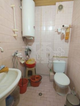 Обява Продава 2-СТАЕН,град Добрич, Център>