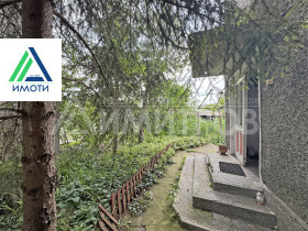 Обява Продава ЕТАЖ ОТ КЪЩА,гр. Нови пазар, област Шумен