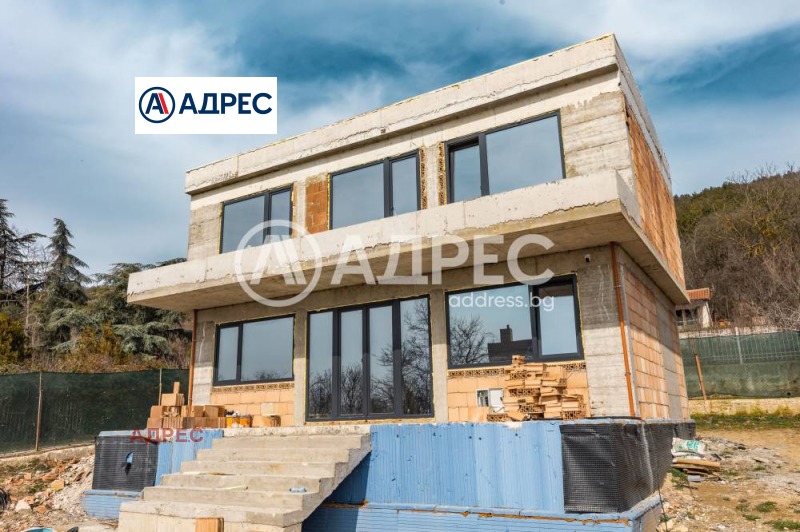 Продава КЪЩА, град Варна, Виница • 390000 € / 762773.70 лв. • 15281310 1 — Holmes.bg Продава КЪЩА, град Варна, Виница • 390000 € / 762773.70 лв. • 15281310 1