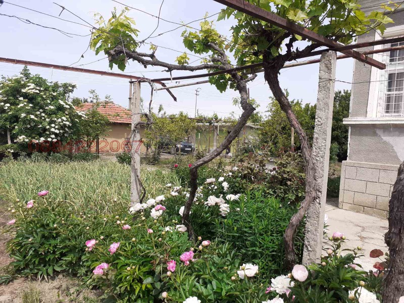 Продава КЪЩА, област Ямбол, с. Лозенец • 63000 € / 123217.29 лв. • 49502987 1 — Holmes.bg Продава КЪЩА, област Ямбол, с. Лозенец • 63000 € / 123217.29 лв. • 49502987 1