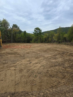 Обява Продава ПАРЦЕЛ,с. Дръмша, област София