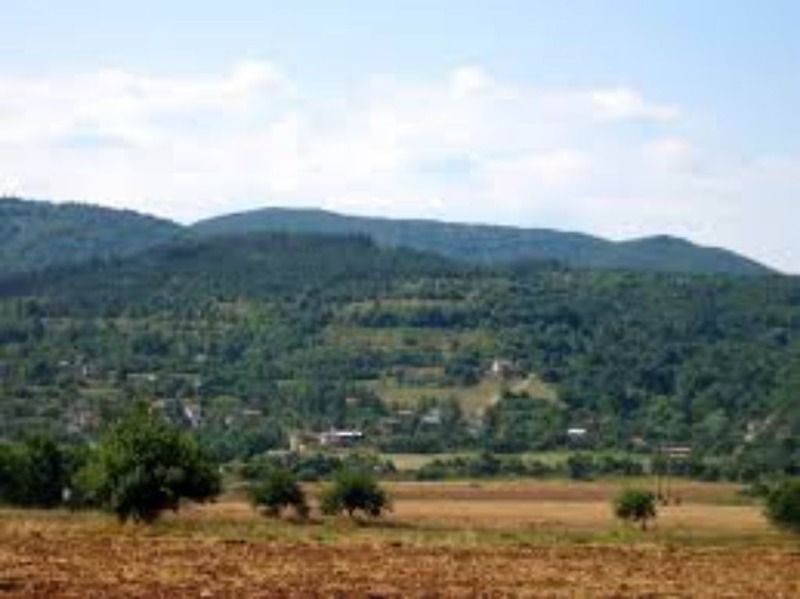 Продава ВИЛА, област Перник, с. Берайнци • 25000 € / 48895.75 лв. • 16797500 1 — Holmes.bg Продава ВИЛА, област Перник, с. Берайнци • 25000 € / 48895.75 лв. • 16797500 1