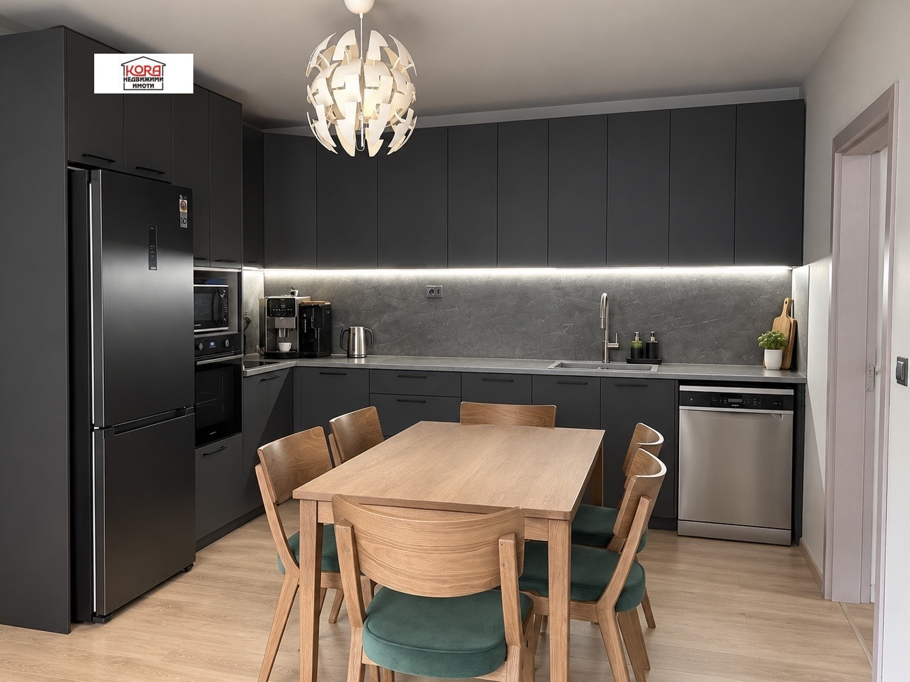 Продава 3-стаен град Плевен , Широк център , 105 кв.м | 92790270 — Imoti.com Продава 3-стаен град Плевен , Широк център , 105 кв.м | 92790270
